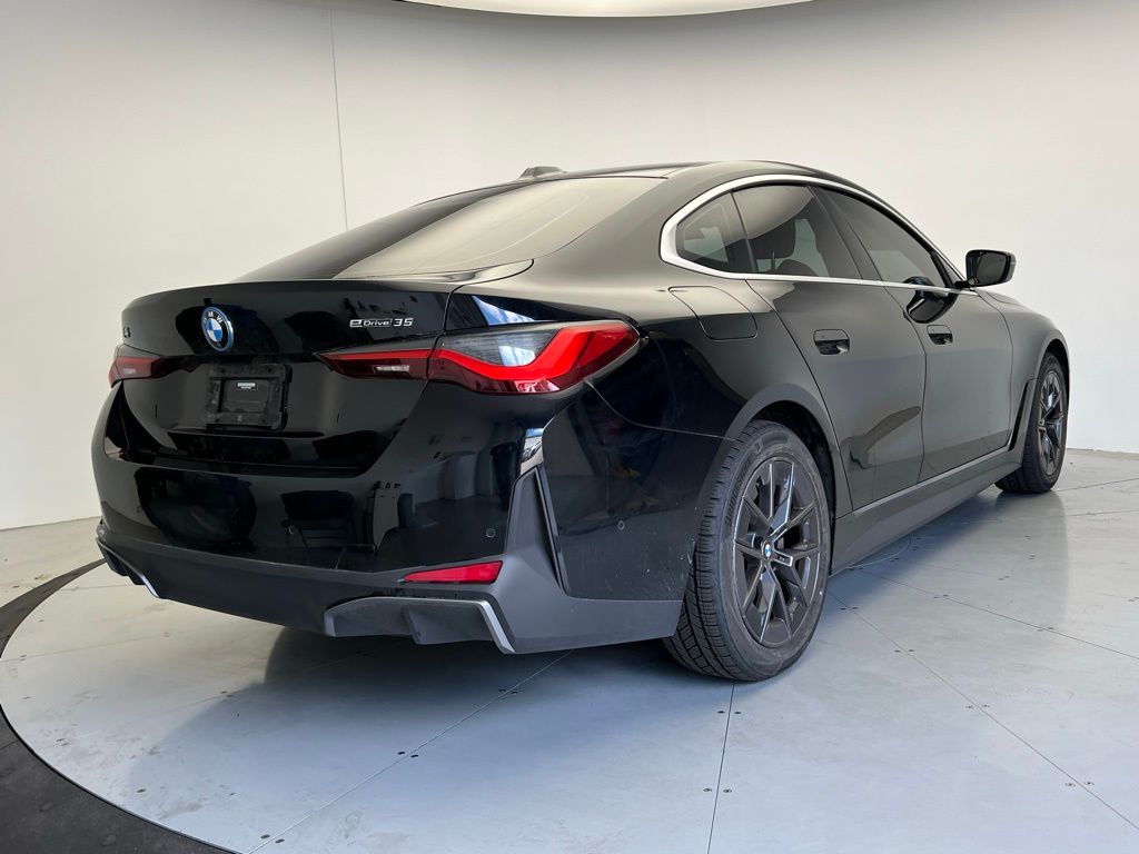 Thumbnail: 2023 BMW i4 - 3