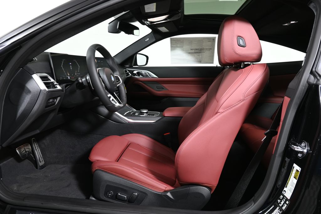 Thumbnail: 2026 BMW 4 Series - 3