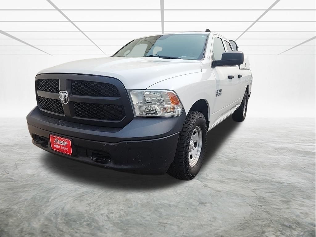 Bright White Clearcoat 2017 RAM 1500 Pickup Truck Four-Wheel Drive 8-Speed Automatic