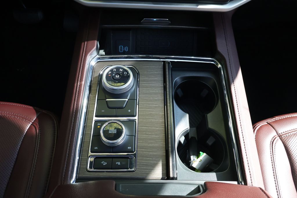 Thumbnail: 2024 Ford Expedition - 19