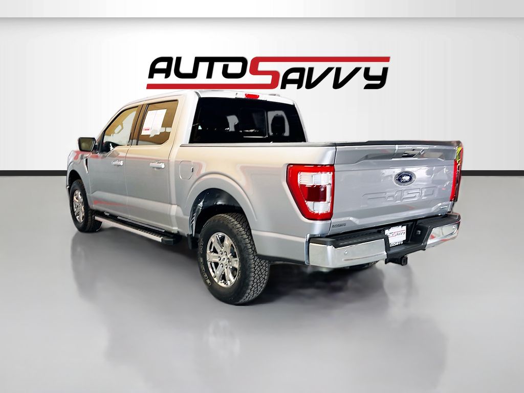 View vehicle photo 5