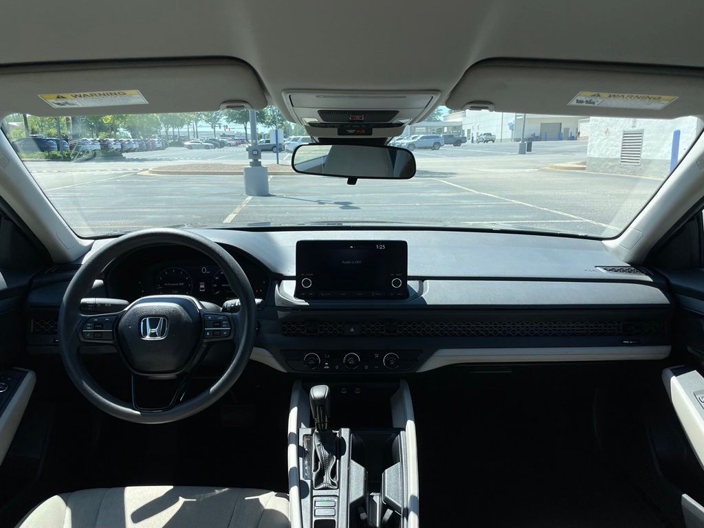 Thumbnail: 2025 Honda Accord - 10