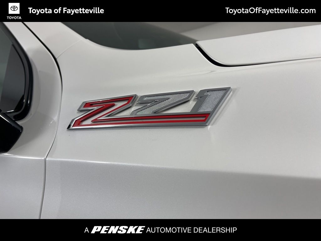 Thumbnail: 2022 Chevrolet Tahoe - 4