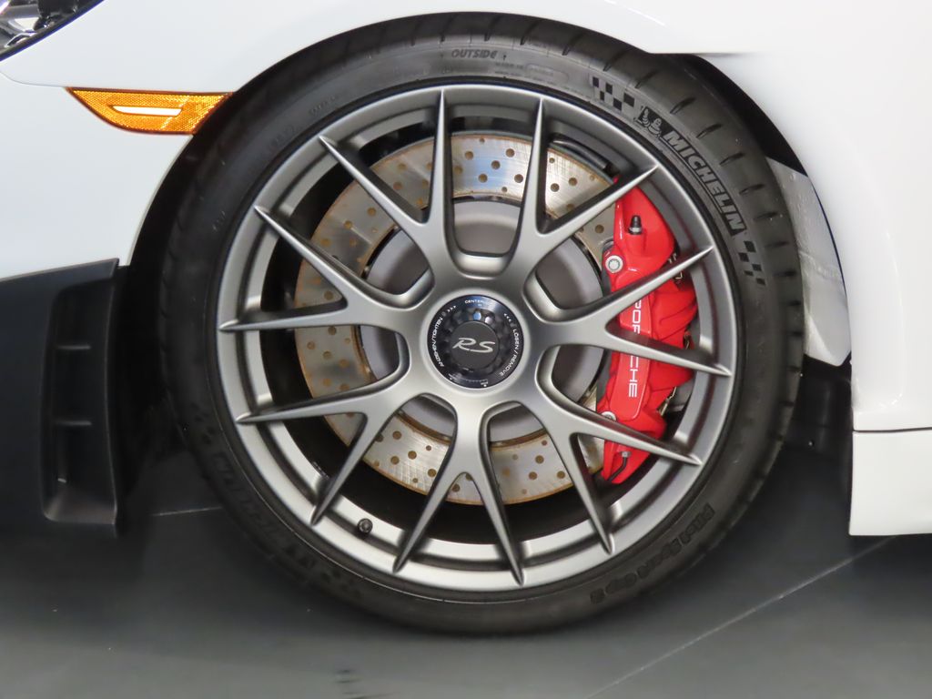 Thumbnail: 2025 Porsche  - 19