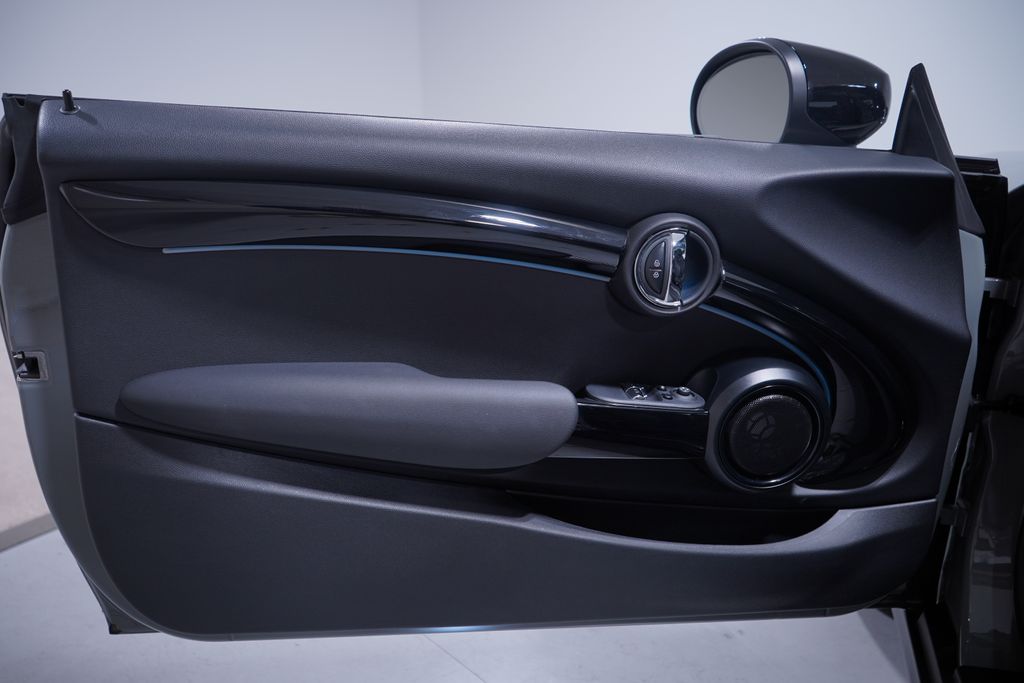 Thumbnail: 2023 MINI Cooper - 12