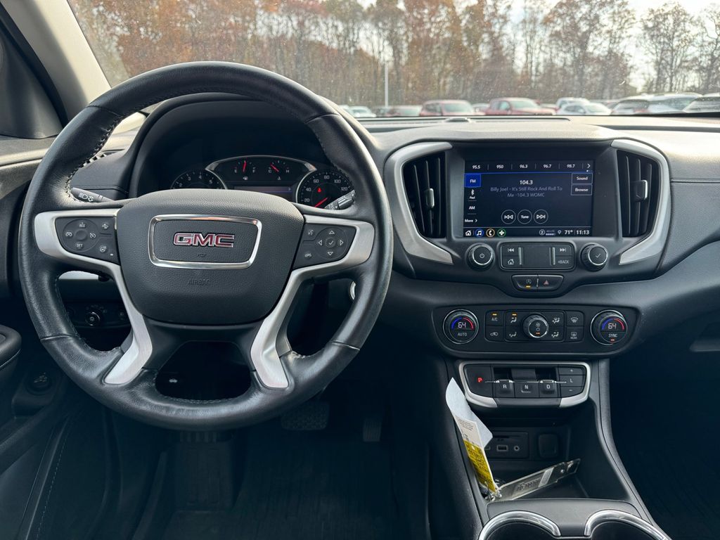 2022 GMC Terrain SLT 9