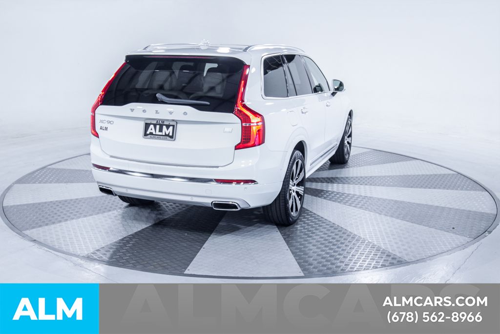Used 2021 White Volvo T8 Inscription 6 Passenger image 9