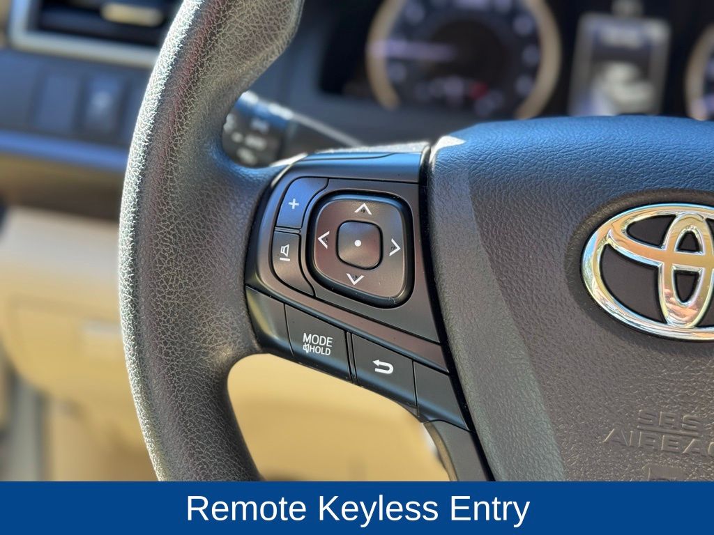 2016 Toyota Camry LE