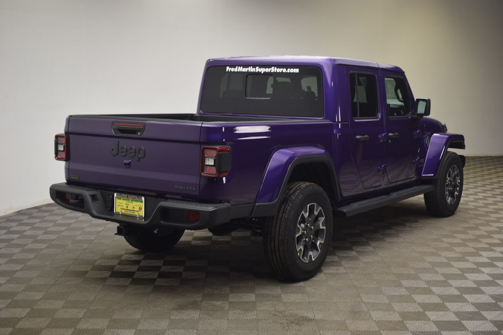 new 2026 Jeep Gladiator car, priced at $54,005