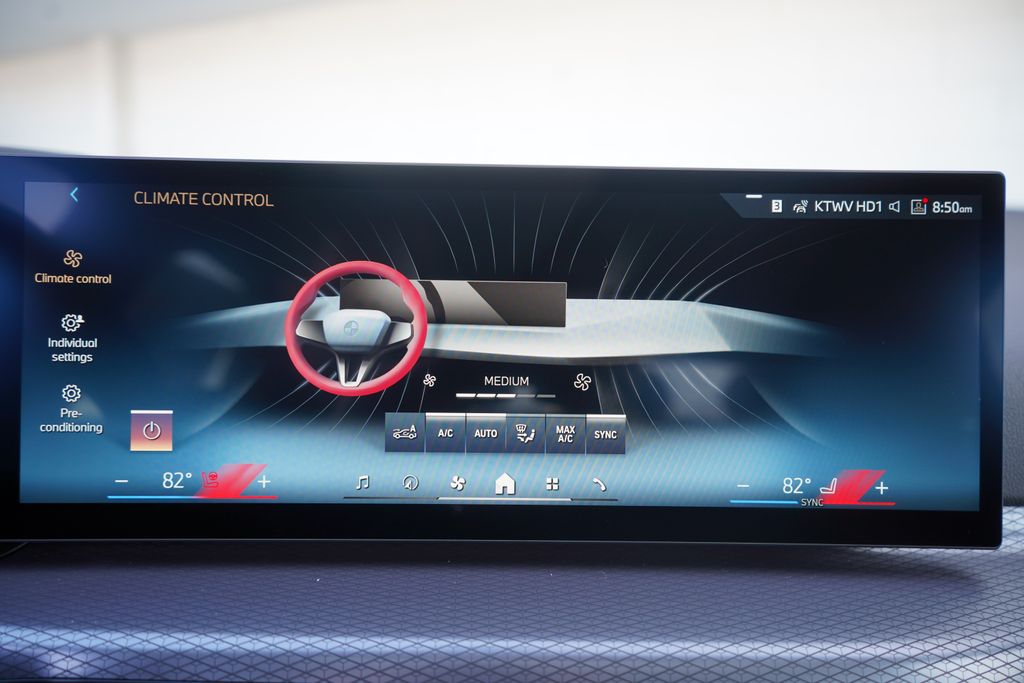 2025 BMW i4 eDrive40 18
