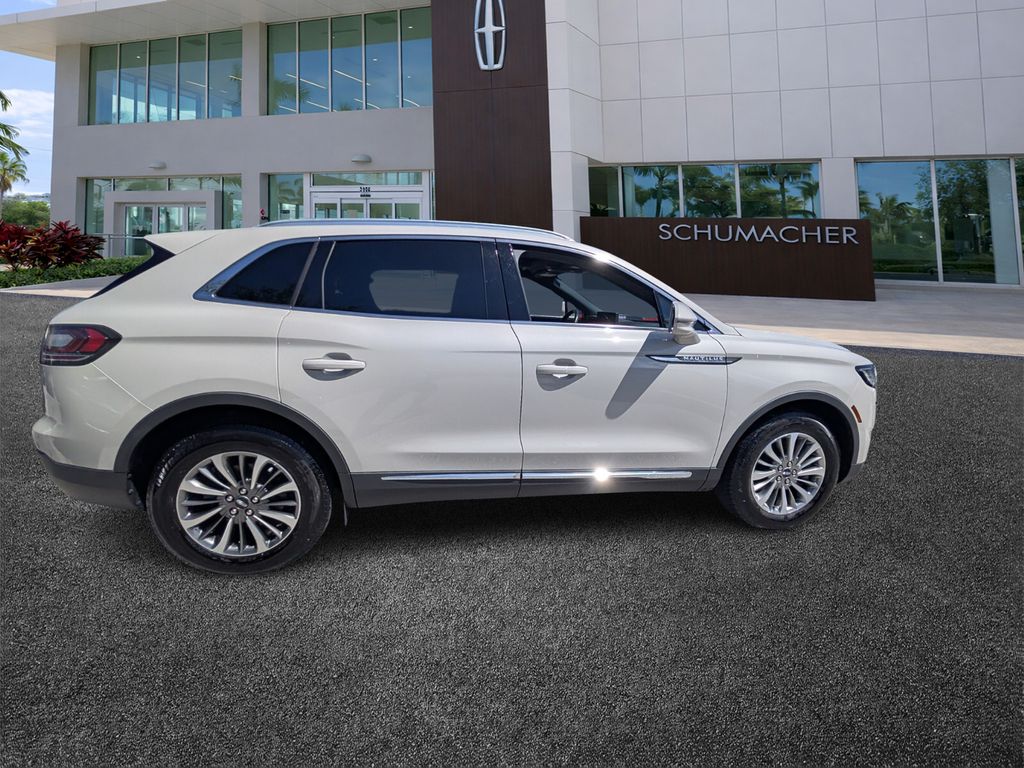 used 2022 Lincoln Nautilus car, priced at $29,500