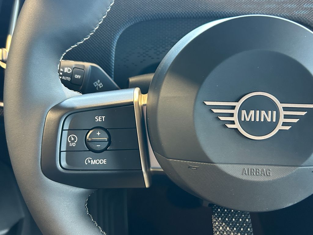 Thumbnail: 2027 MINI Cooper Countryman - 19
