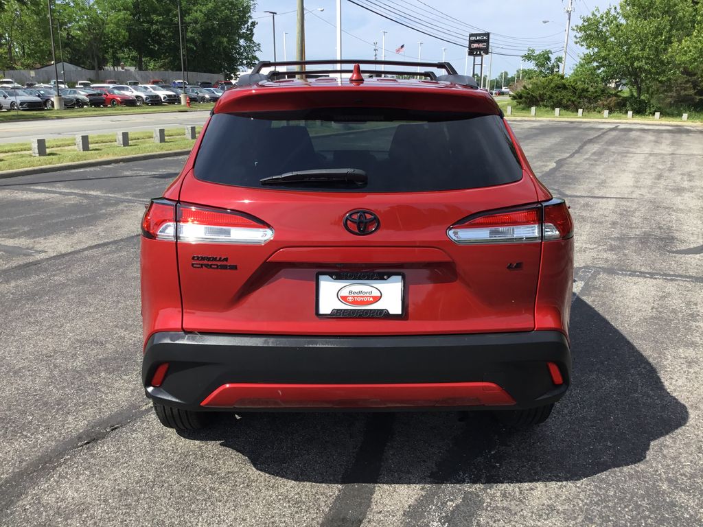 Thumbnail: 2022 Toyota Corolla Cross - 4