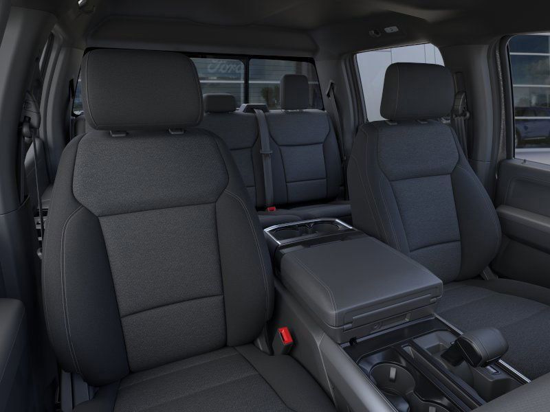 2025 Ford F-150 XLT photo 9