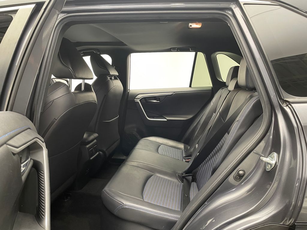 2020 Toyota RAV4 XSE 15
