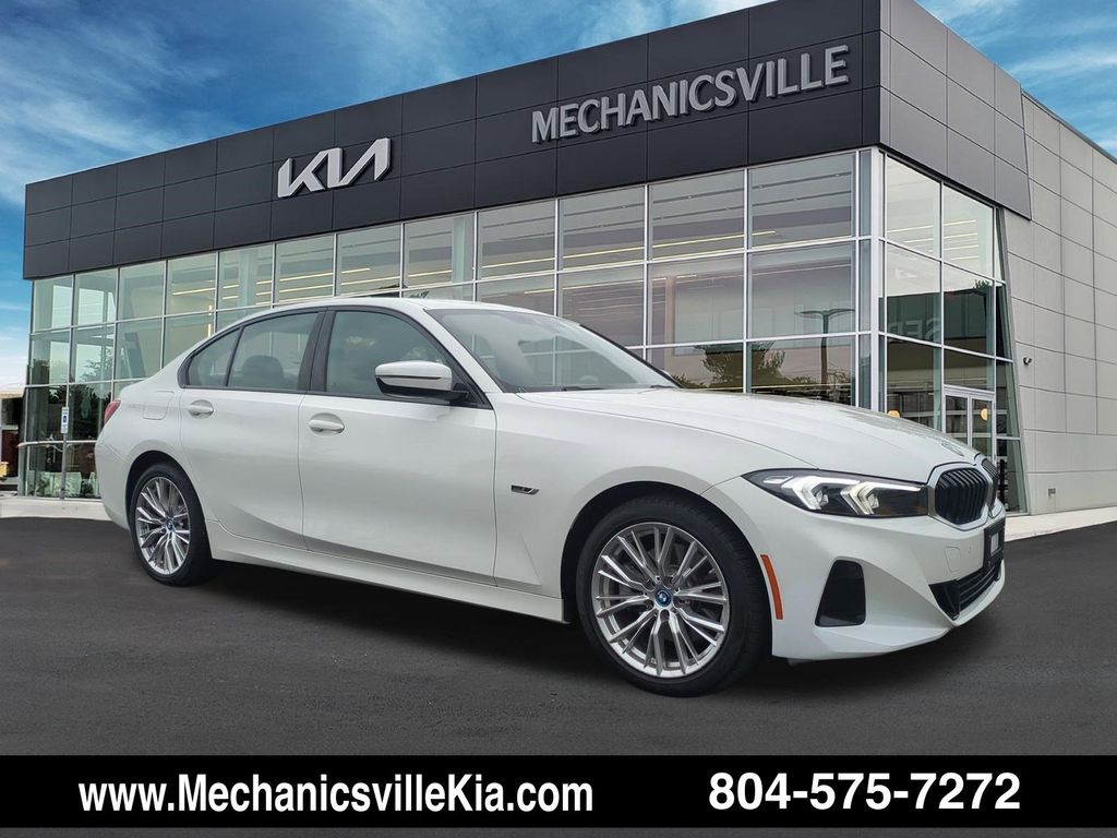Alpine White 2023 BMW 3 Series 330e Hybrid Plug-in xDrive AWD Sedan All-Wheel Drive 8-Speed Automatic