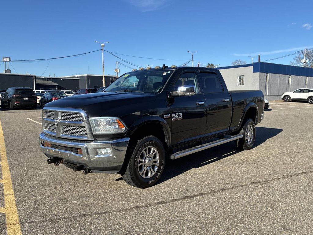2016 RAM 2500 Laramie Crew Cab 4WD