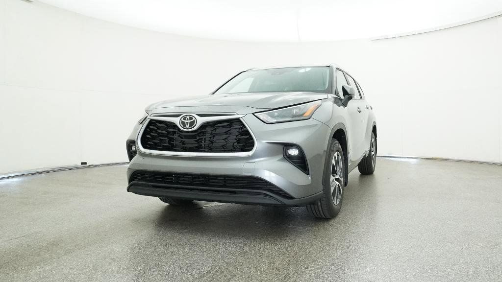 Thumbnail: 2026 Toyota Highlander - 5