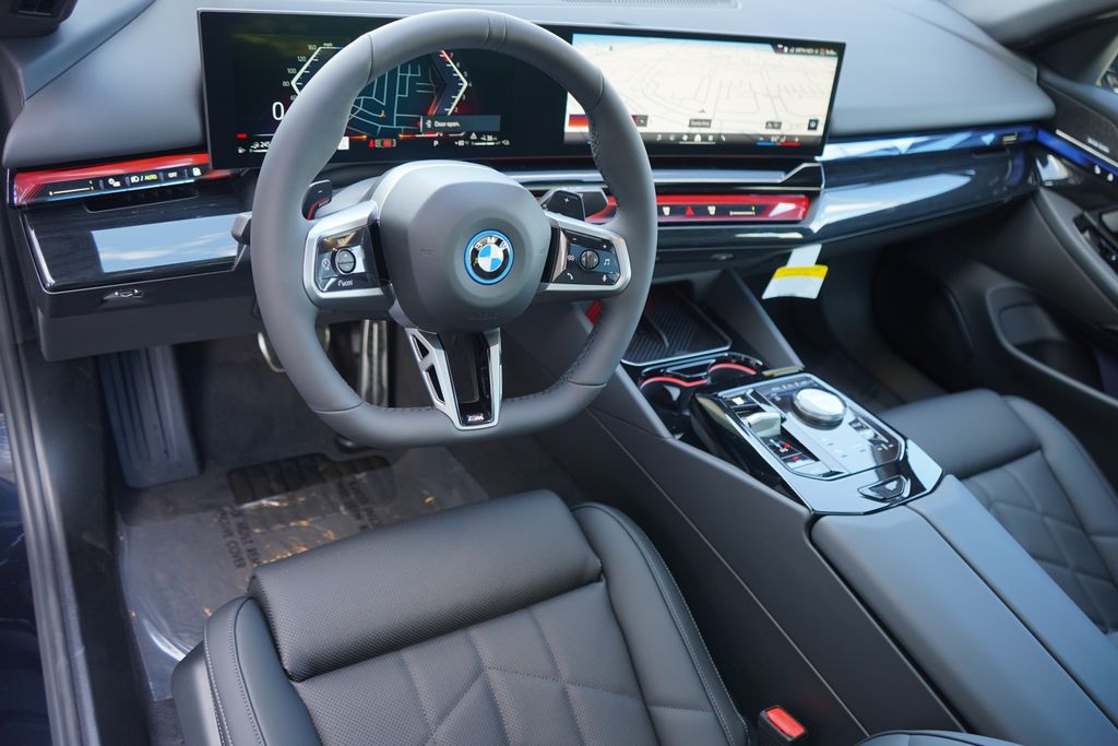 Thumbnail: 2026 BMW 5 Series - 14