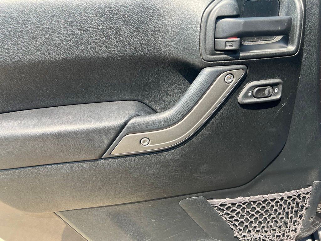 Used 2016 Jeep Wrangler SUV