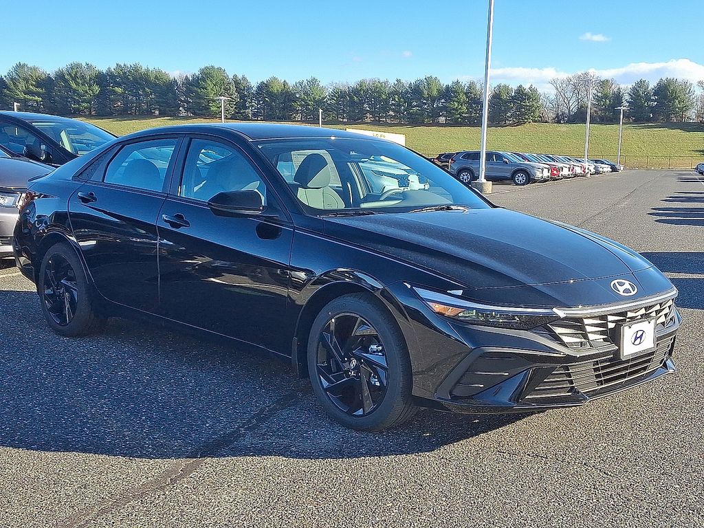 Thumbnail: 2026 Hyundai Elantra - 2