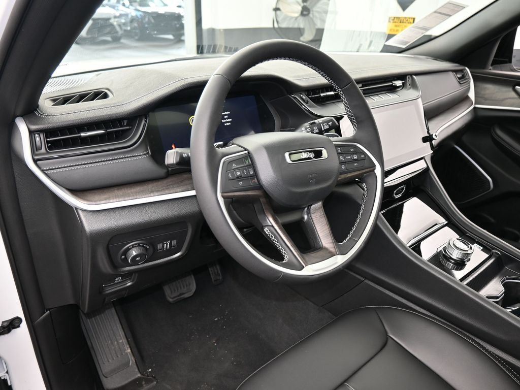 New 2026 Bright White Clearcoat Jeep Limited image 10