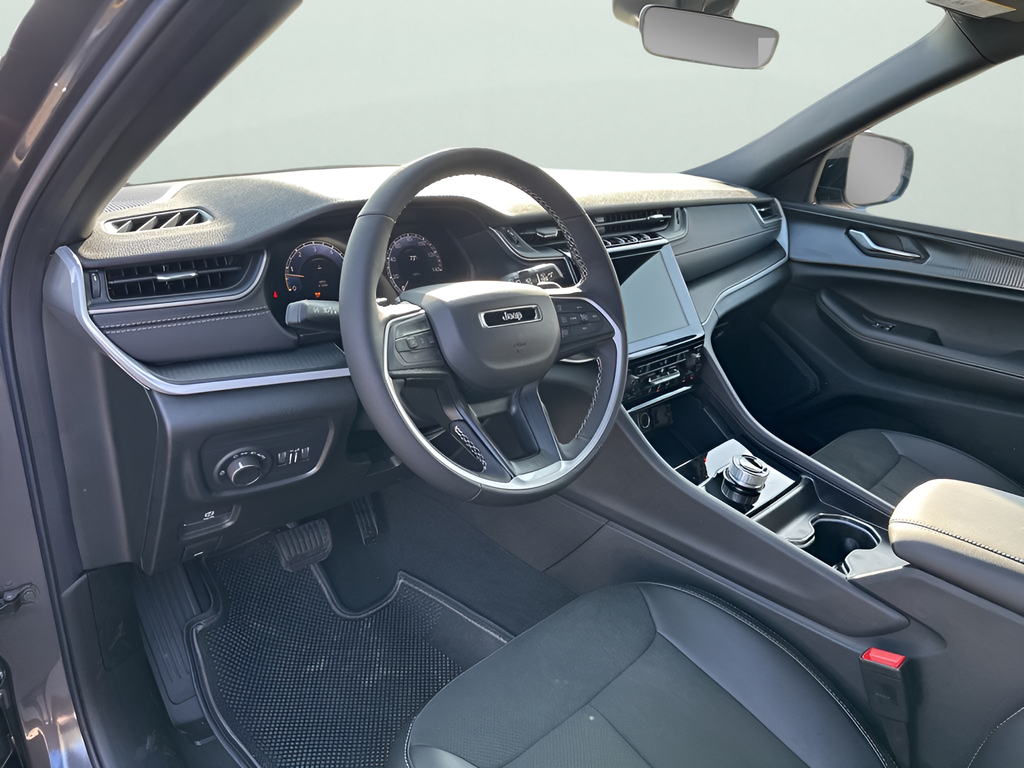 New Car 2025 Jeep Grand Cherokee L  For Sale Under $50,000 In Austin, Texas