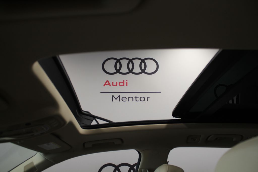 Thumbnail: 2018 Audi Q5 - 12