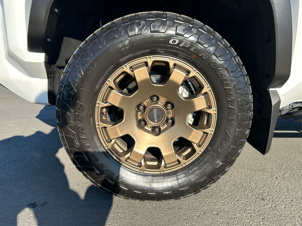 2025 Toyota 4Runner i-FORCE MAX Hybrid Trailhunter