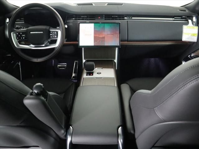 Thumbnail: 2026 Land Rover Range Rover - 14