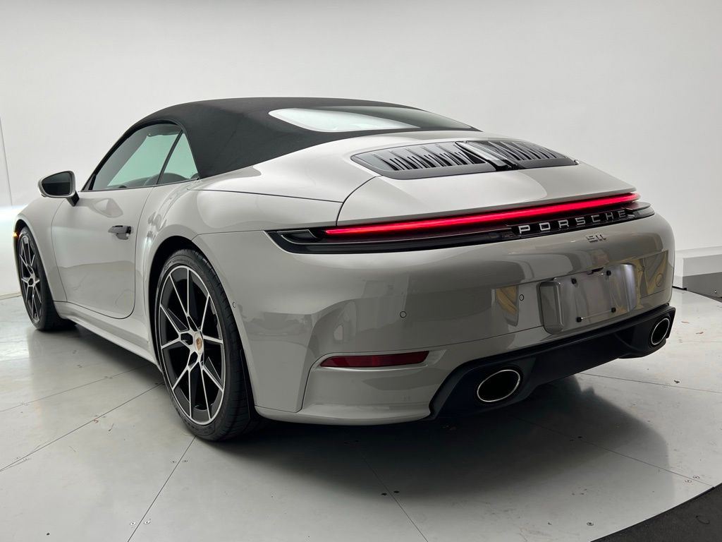 Thumbnail: 2025 Porsche 911 - 29