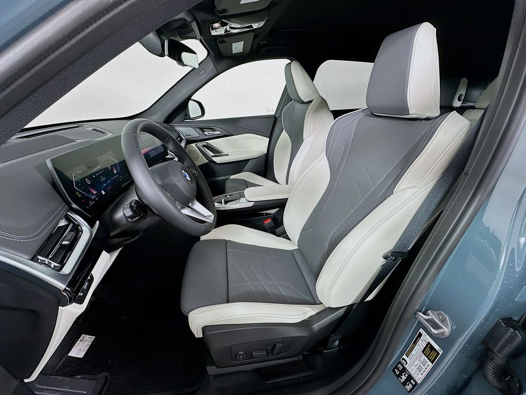 Thumbnail: 2026 BMW X1 - 16