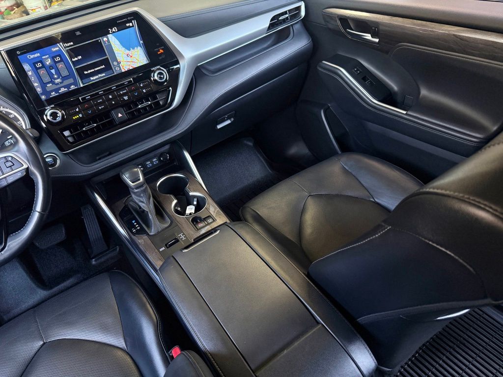 Used 2022 Toyota Highlander SUV