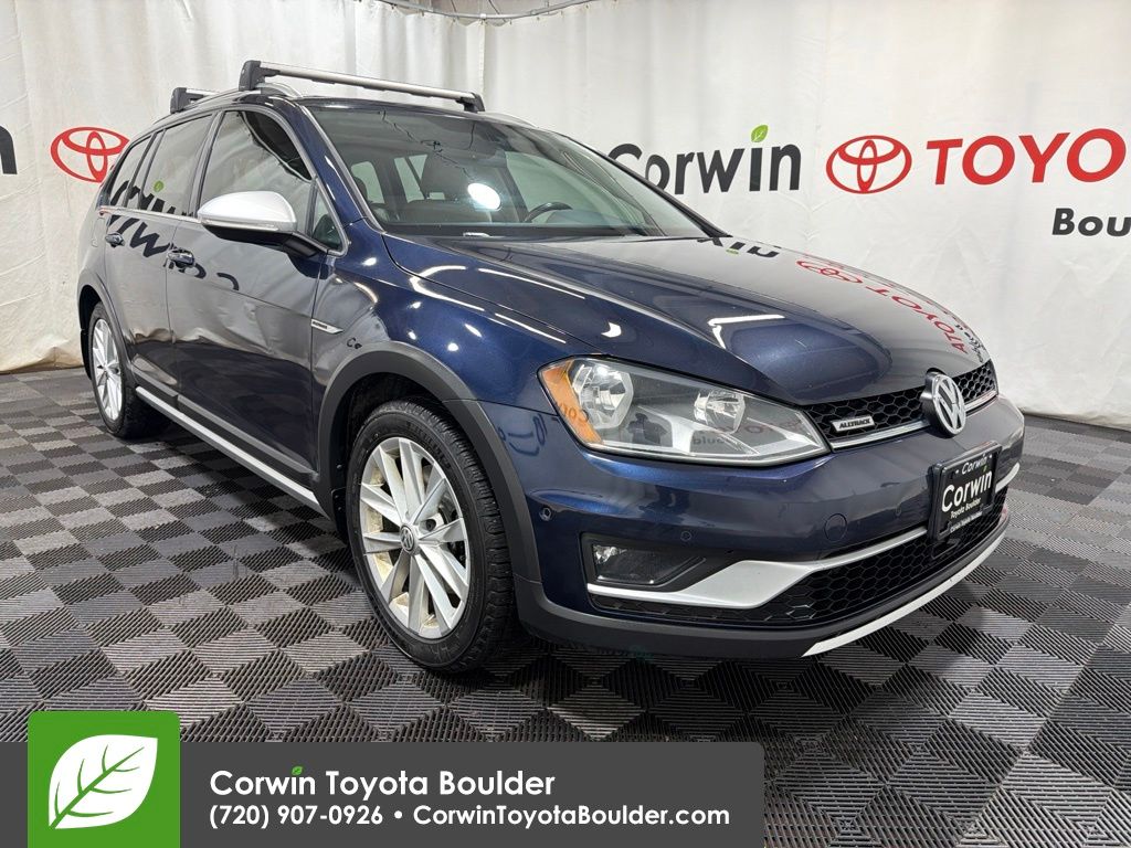 Deep Black Pearl 2017 Volkswagen Golf Alltrack S 4Motion AWD Wagon All-Wheel Drive 6-Speed Dual Clutch