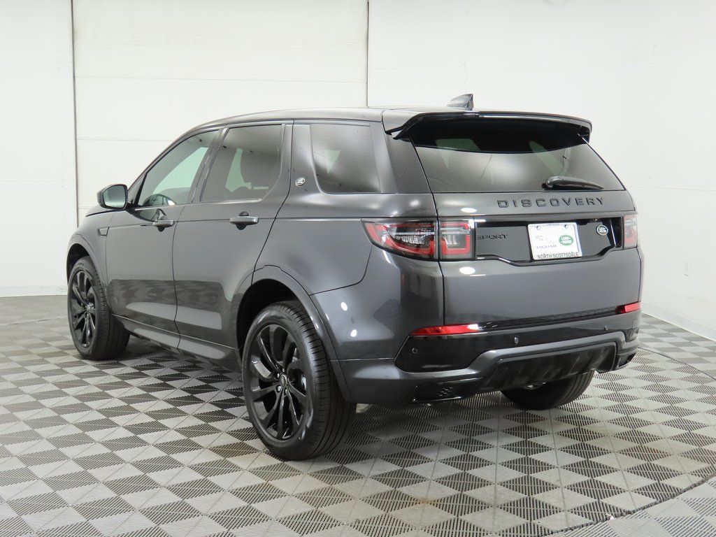 Thumbnail: 2023 Land Rover Discovery Sport - 7