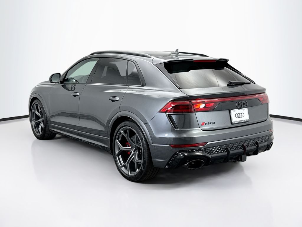 Thumbnail: 2026 Audi RS Q8 - 7