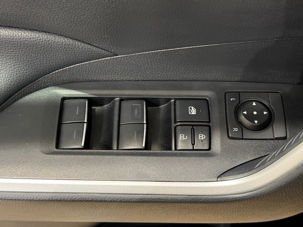 Thumbnail: 2025 Toyota RAV4 - 16