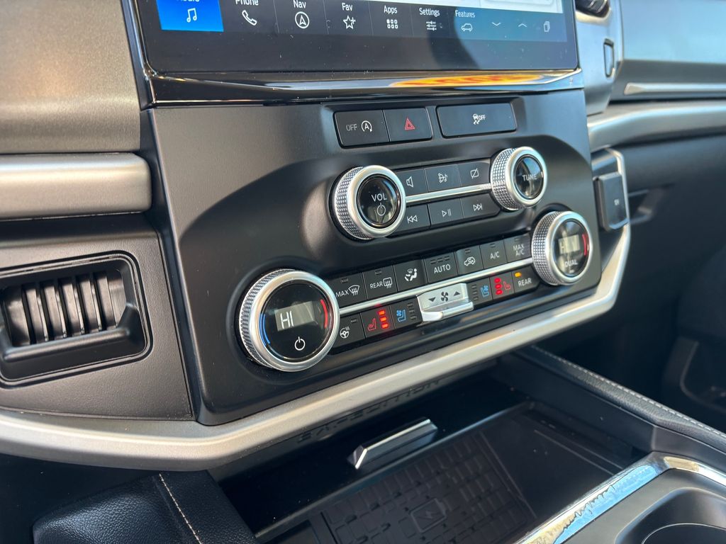 Used Car 2024 Ford Expedition  Xlt For Sale Under $50,000 In Austin, Texas