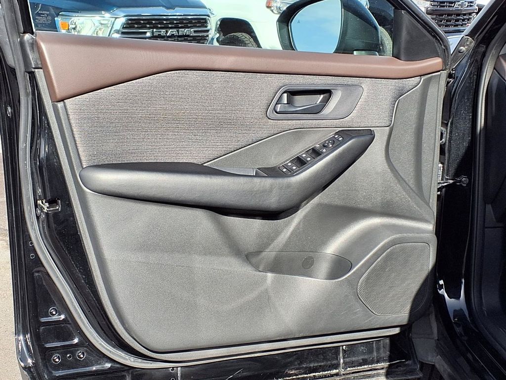 Used 2023 Nissan Rogue SUV