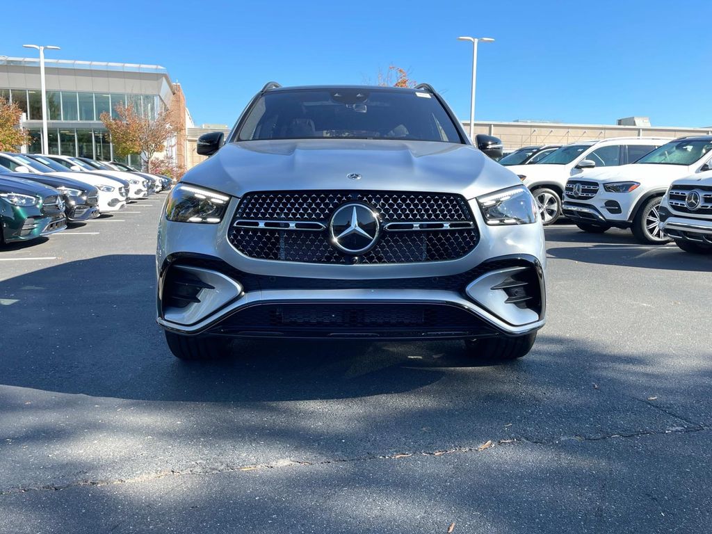 2025 Mercedes-Benz GLE 580 8