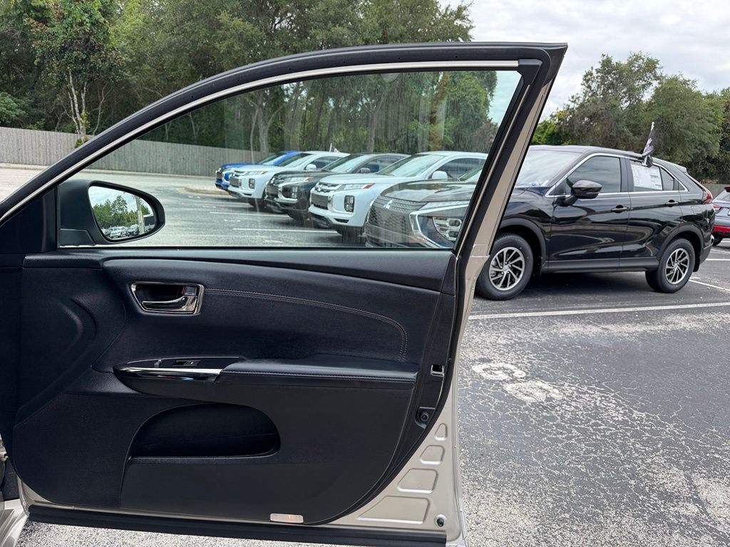 Used 2016 Toyota Avalon Sedan
