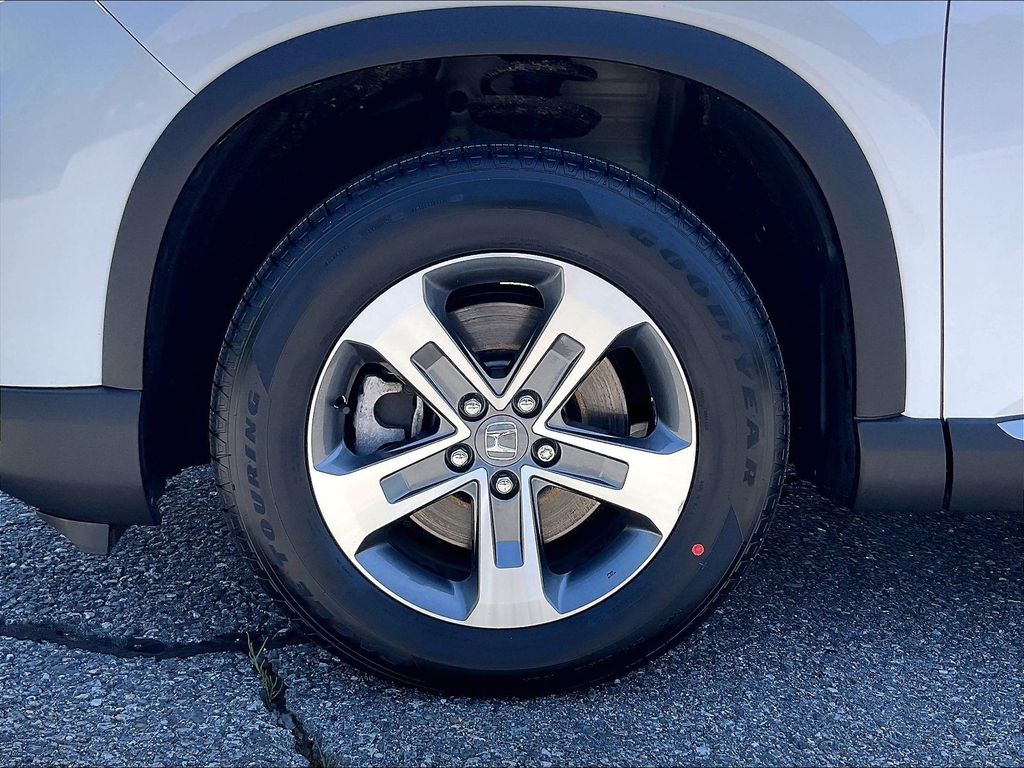 2025 Honda Pilot — photo 7