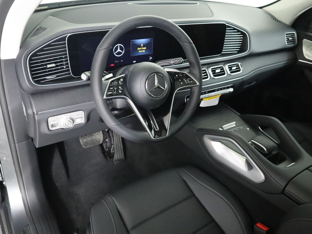 Thumbnail: 2026 Mercedes-Benz GLE - 10