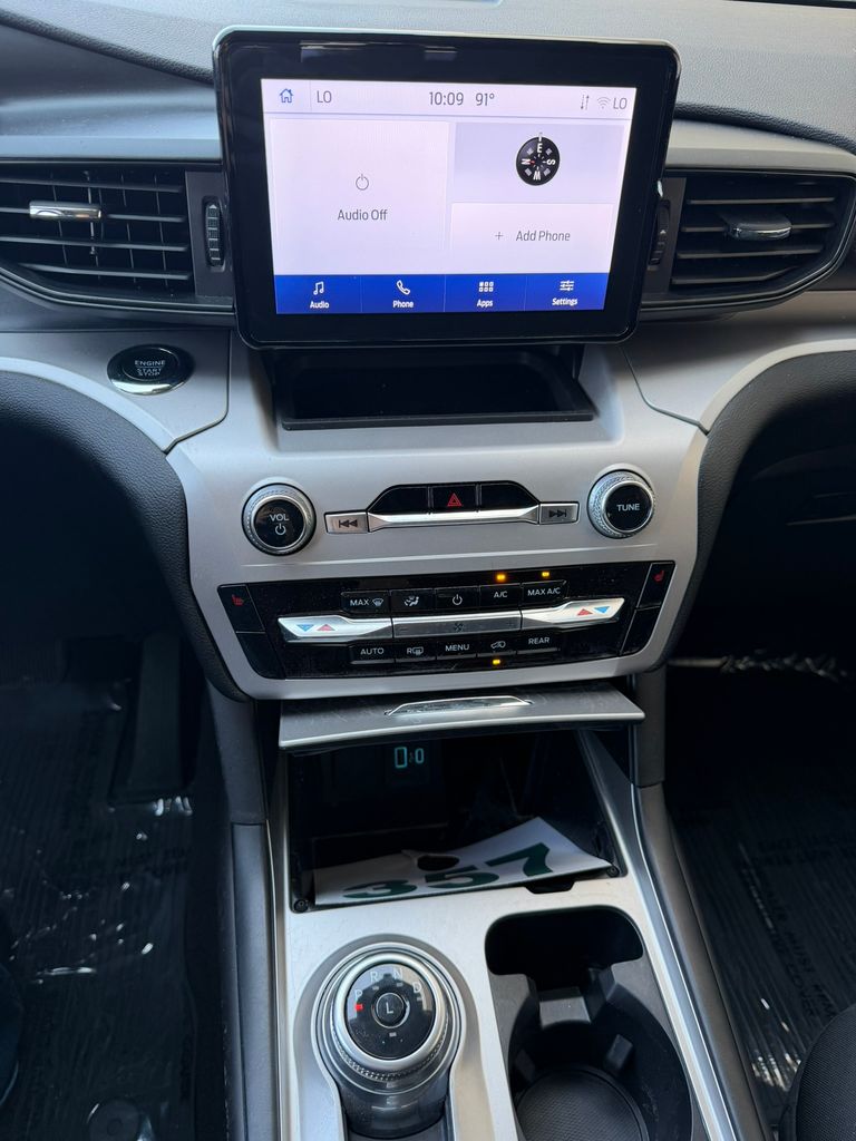 Used 2024 Ford Explorer SUV