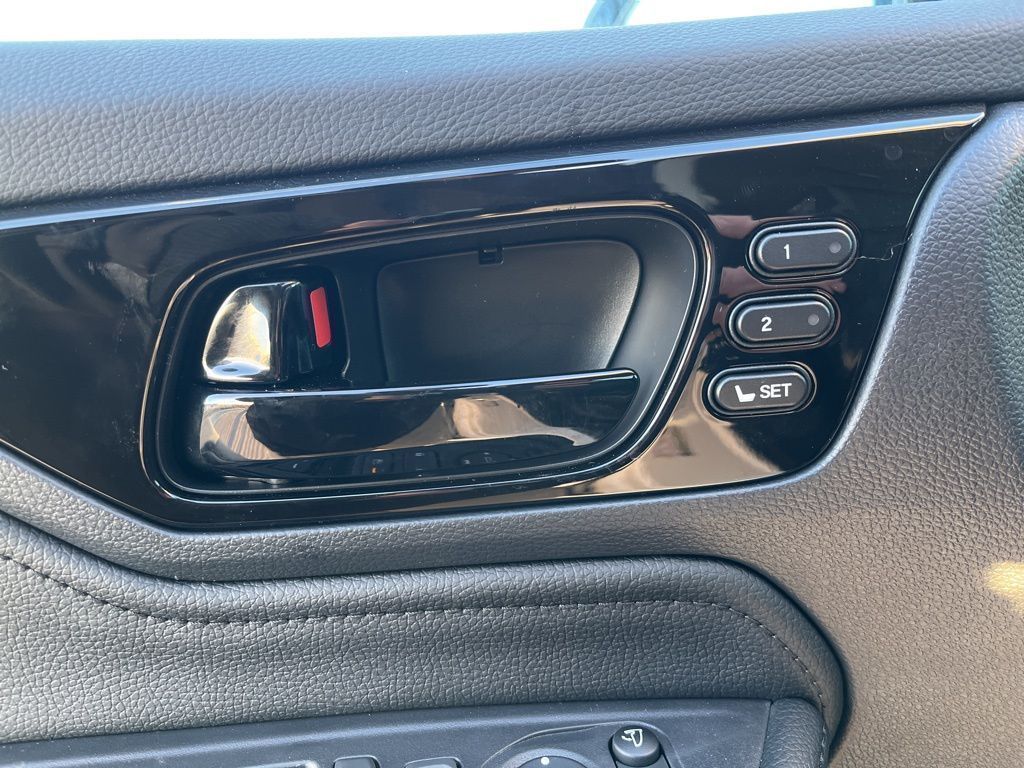 Thumbnail: 2026 Honda Odyssey - 6