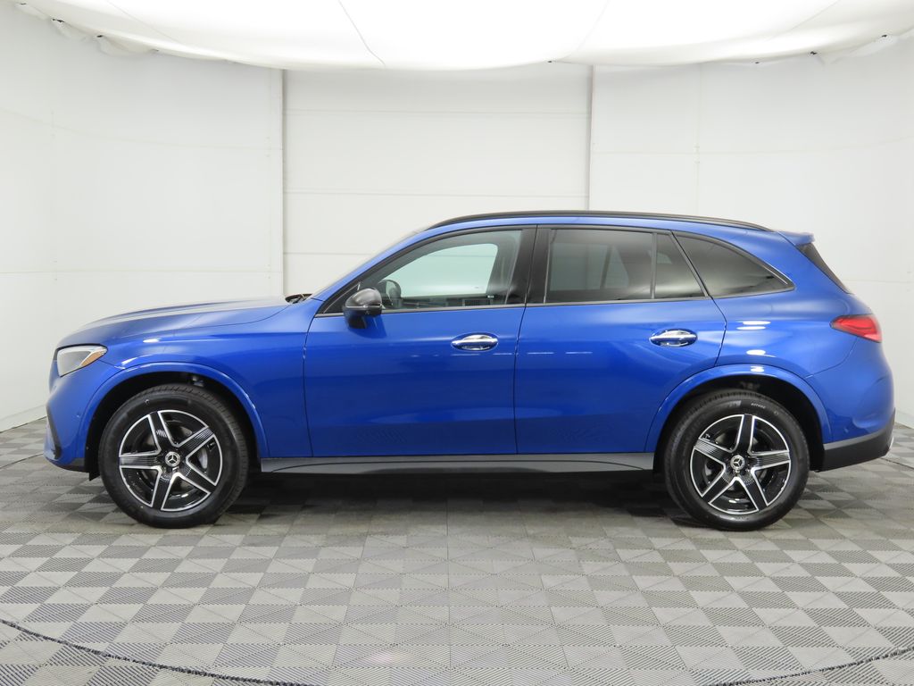 Thumbnail: 2026 Mercedes-Benz GLC - 8