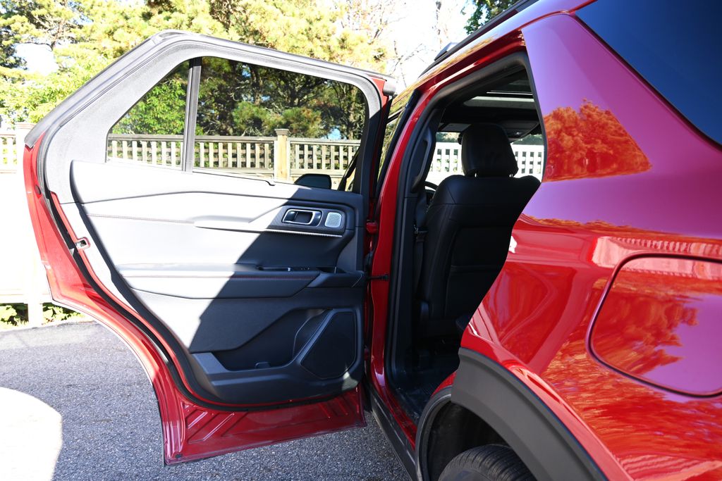 Thumbnail: 2025 Ford Explorer - 10