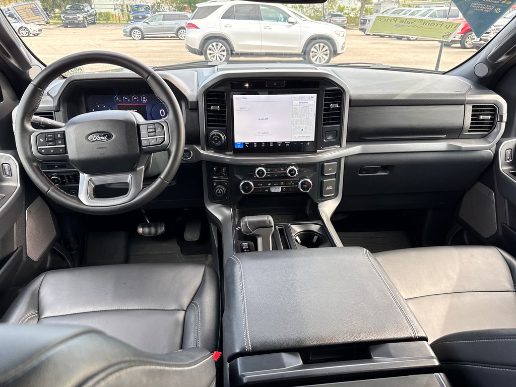 Certified Used 2025 Gray Ford XLT image 6