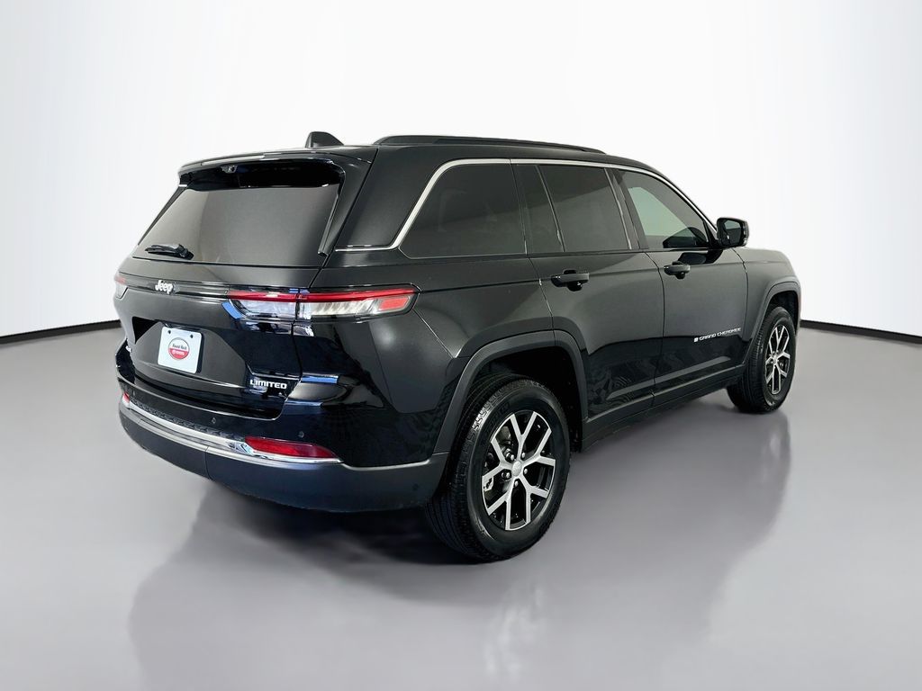 Thumbnail: 2024 Jeep Grand Cherokee - 5
