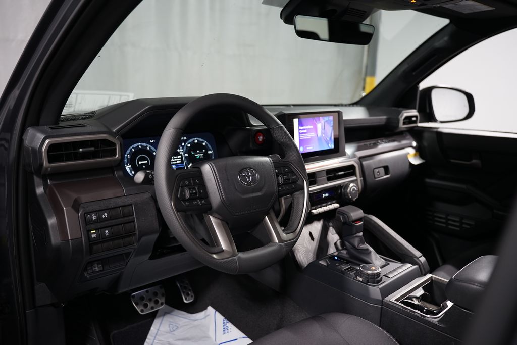 2025 Toyota Tacoma TRD Sport 12